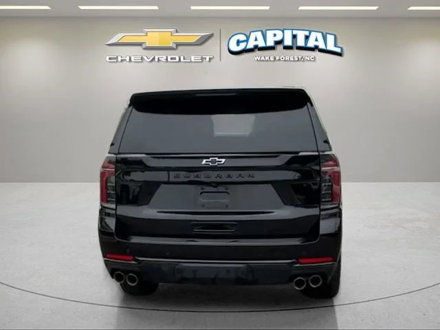 Used 2025 Black Chevrolet Z71 image 4