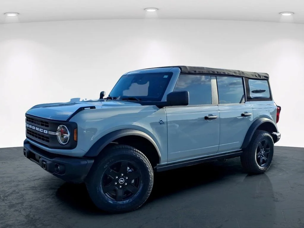 Used 2022 Green Ford Black Diamond image 2