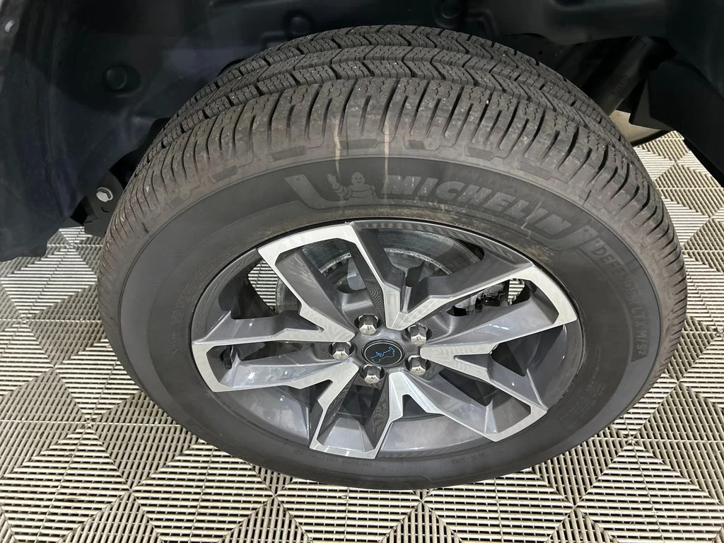 Used 2024 Black Jeep Sport S 4xe image 10