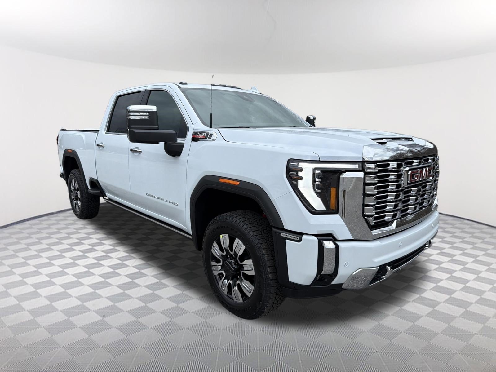 2026 GMC Sierra 2500HD Denali - Photo 3