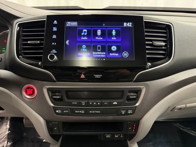 Used 2023  Honda RTL image 15