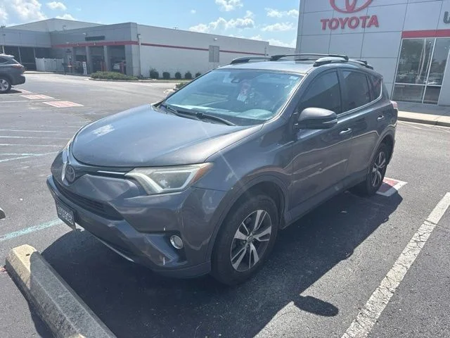 2017 Toyota RAV4 XLE