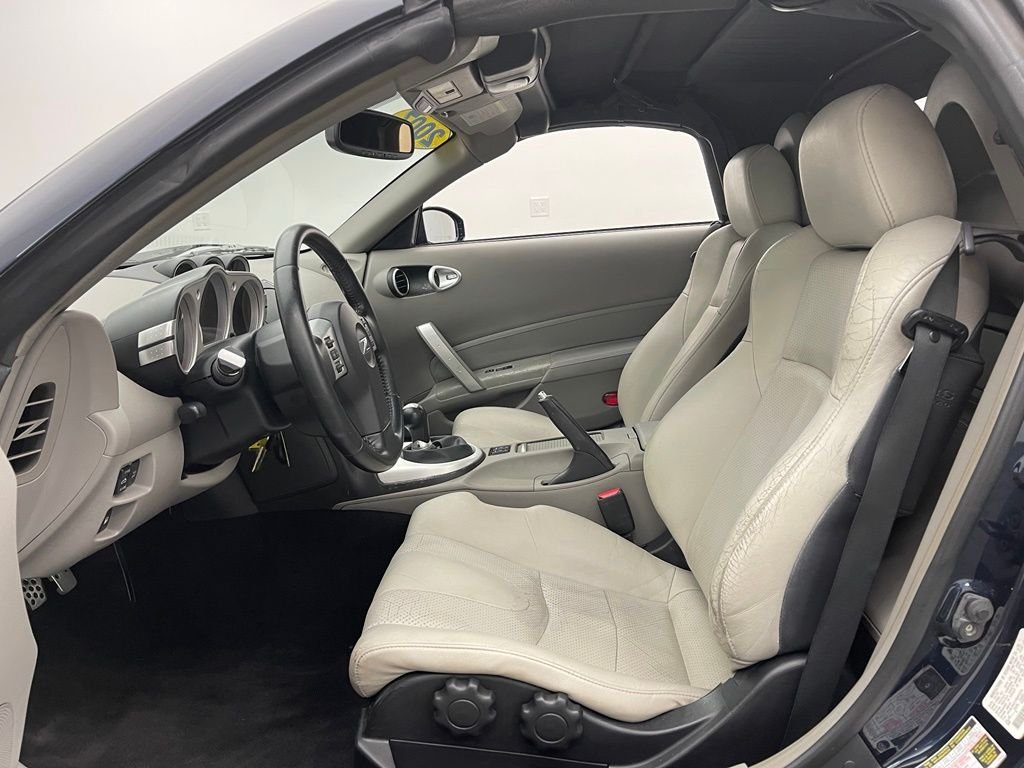 Used 2007 San Marino Blue Pearl Nissan Touring image 19