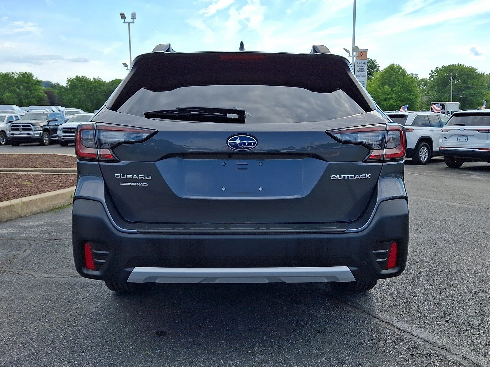 Used 2021 Magnetite Gray Metallic Subaru Limited image 6