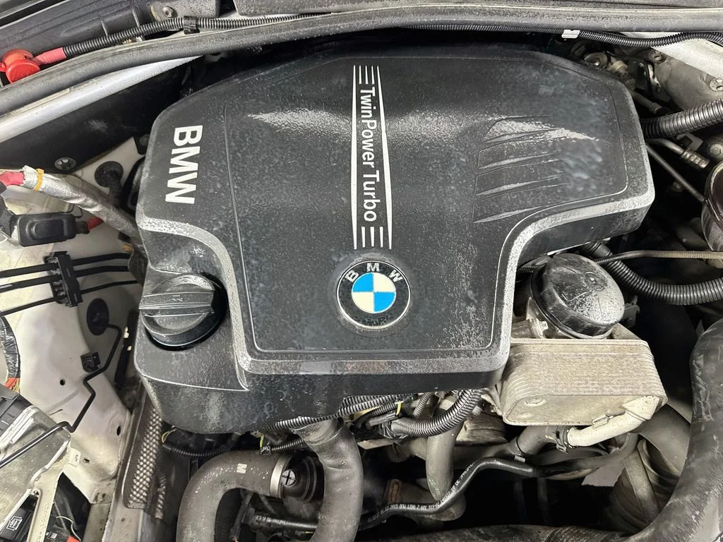 Used 2016 Alpine White BMW xDrive28i image 40