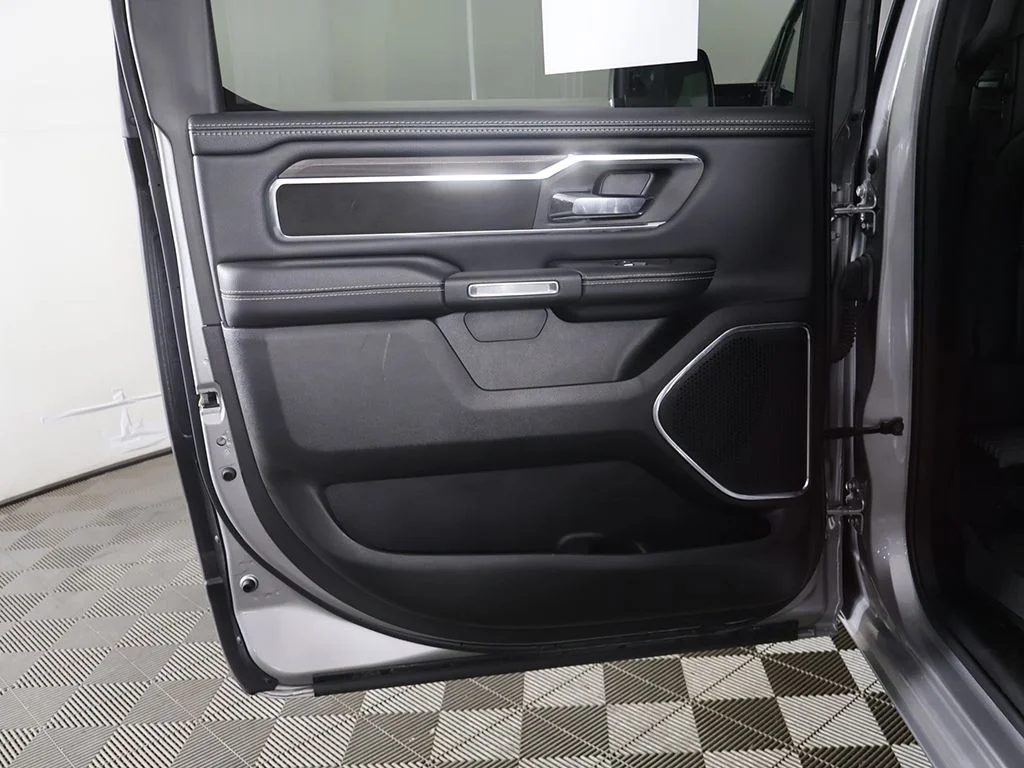 Used 2025 Silver Ram Laramie image 27