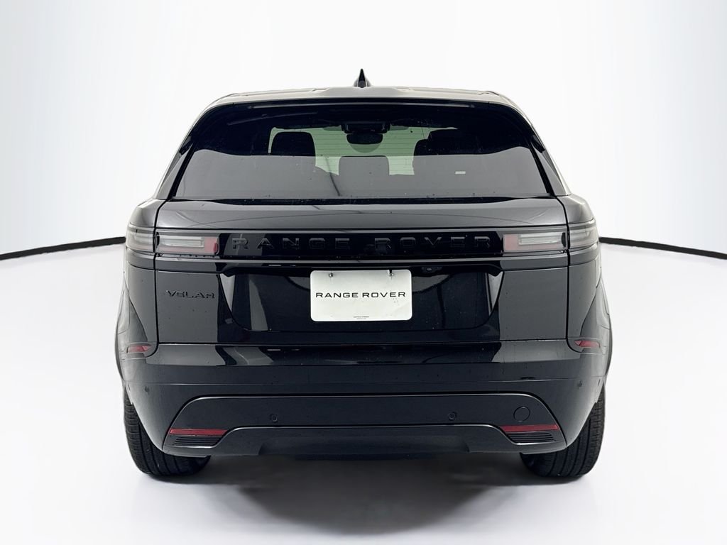 New 2026 Santorini Black Land Rover Belgravia Edition image 6