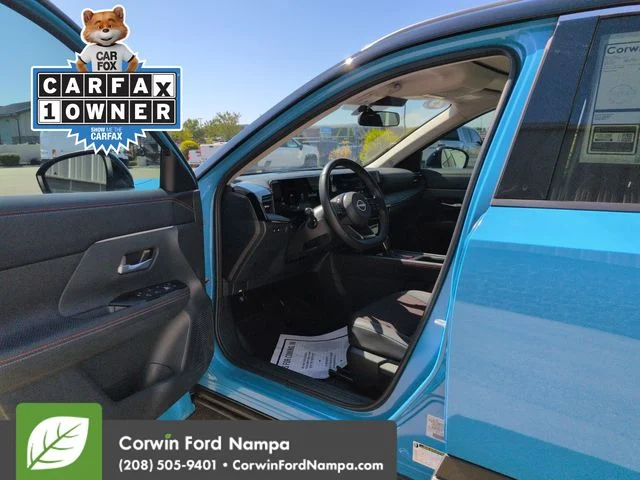 Used 2025 2t Ice Blk Roof Nissan  image 9