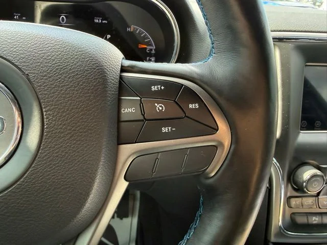 Used 2019 Sting Gray Clearcoat Jeep Laredo image 23