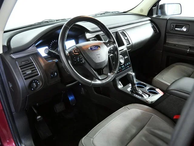 Used 2018 Red Ford Limited image 16