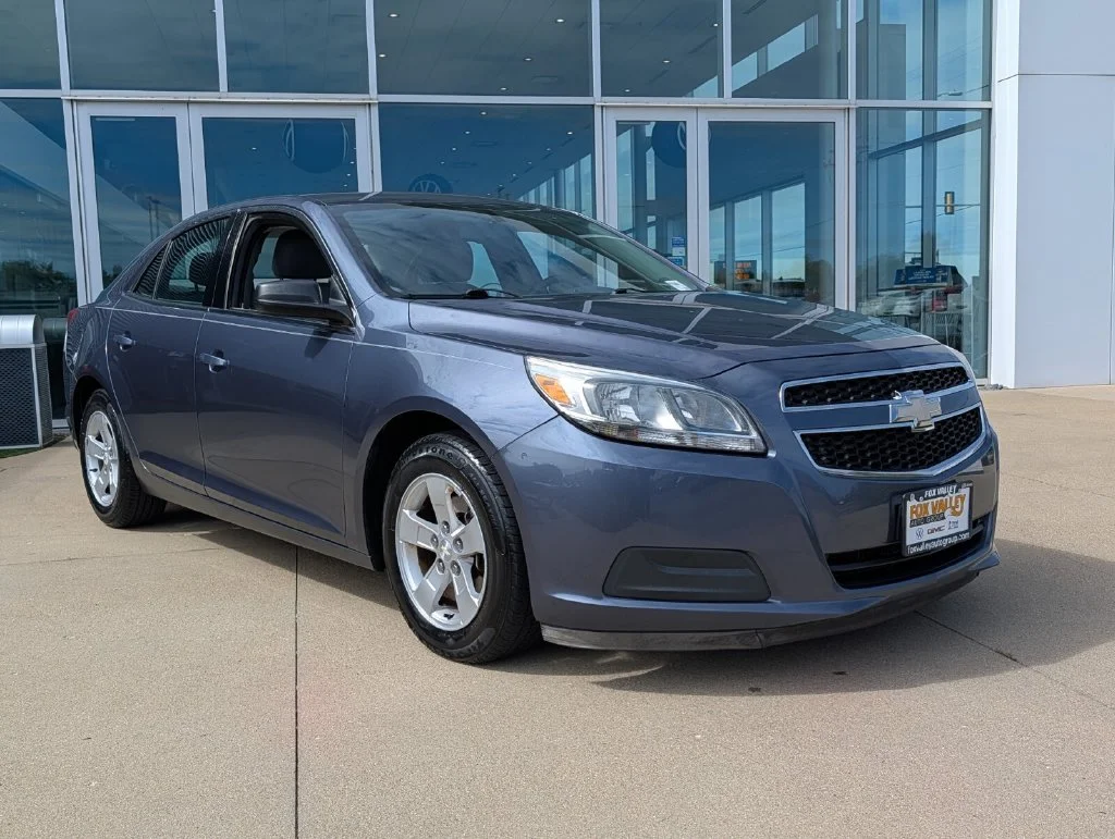 Used 2013 Chevrolet Malibu 1LS with VIN 1G11B5SA9DF152887 for sale in Crystal Lake, IL
