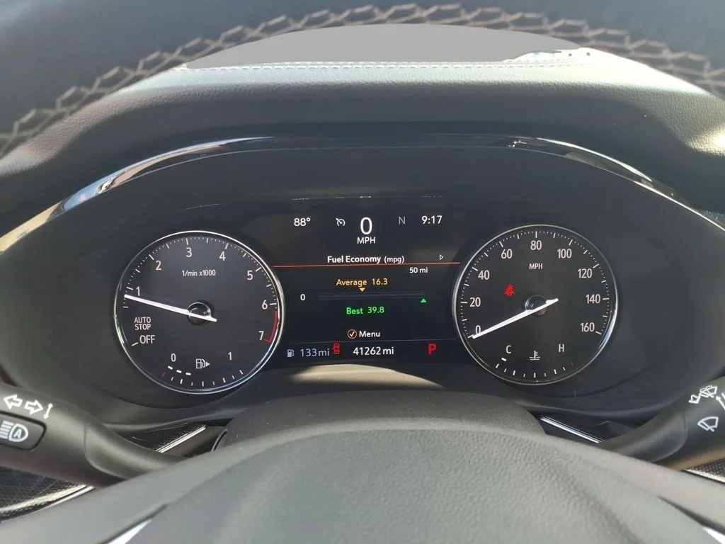 Used 2021 Blue Buick Essence image 21