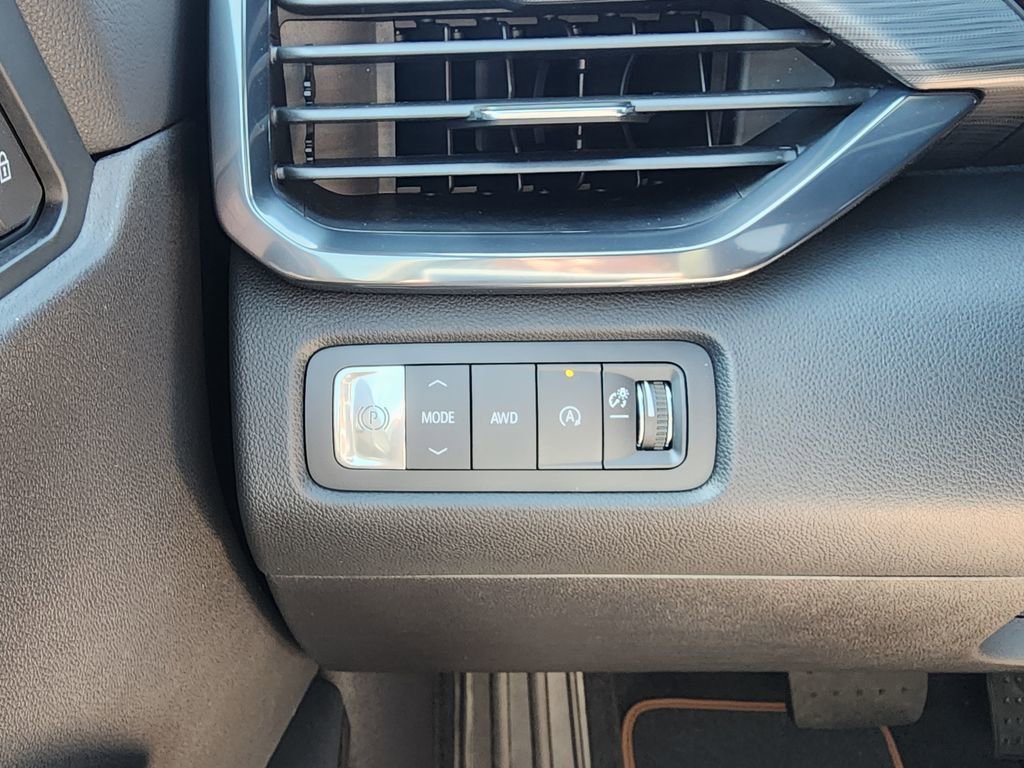 2026 GMC Acadia AT4 - Photo 19