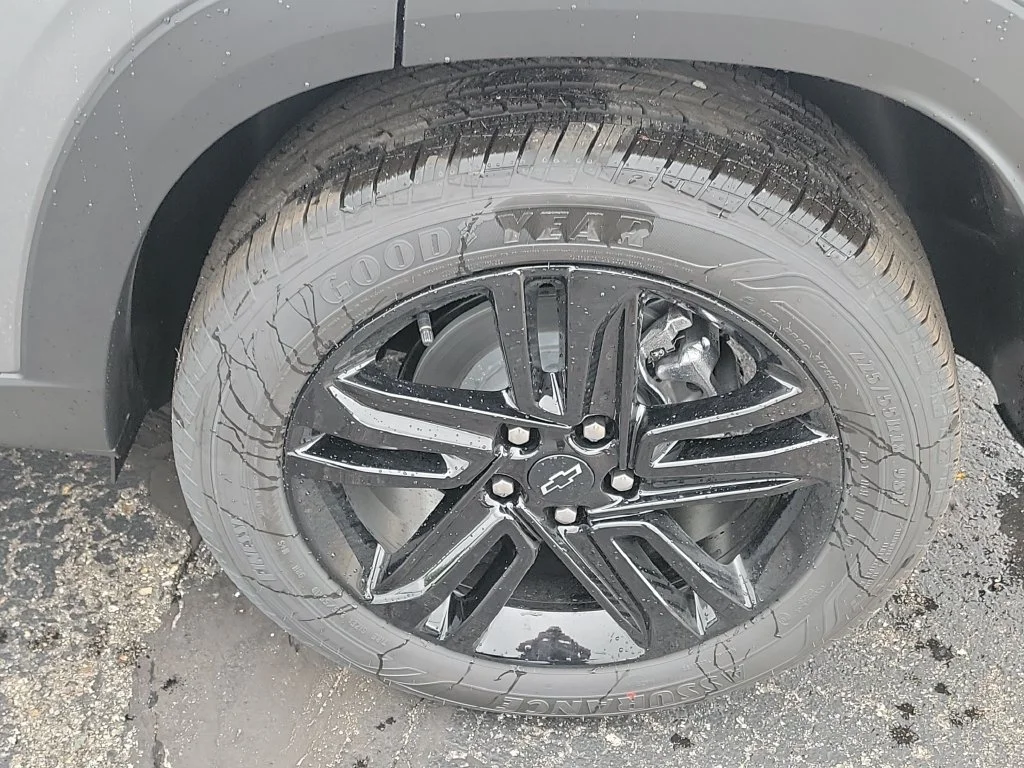 New 2026 Sterling Gray Metallic Chevrolet ACTIV image 25