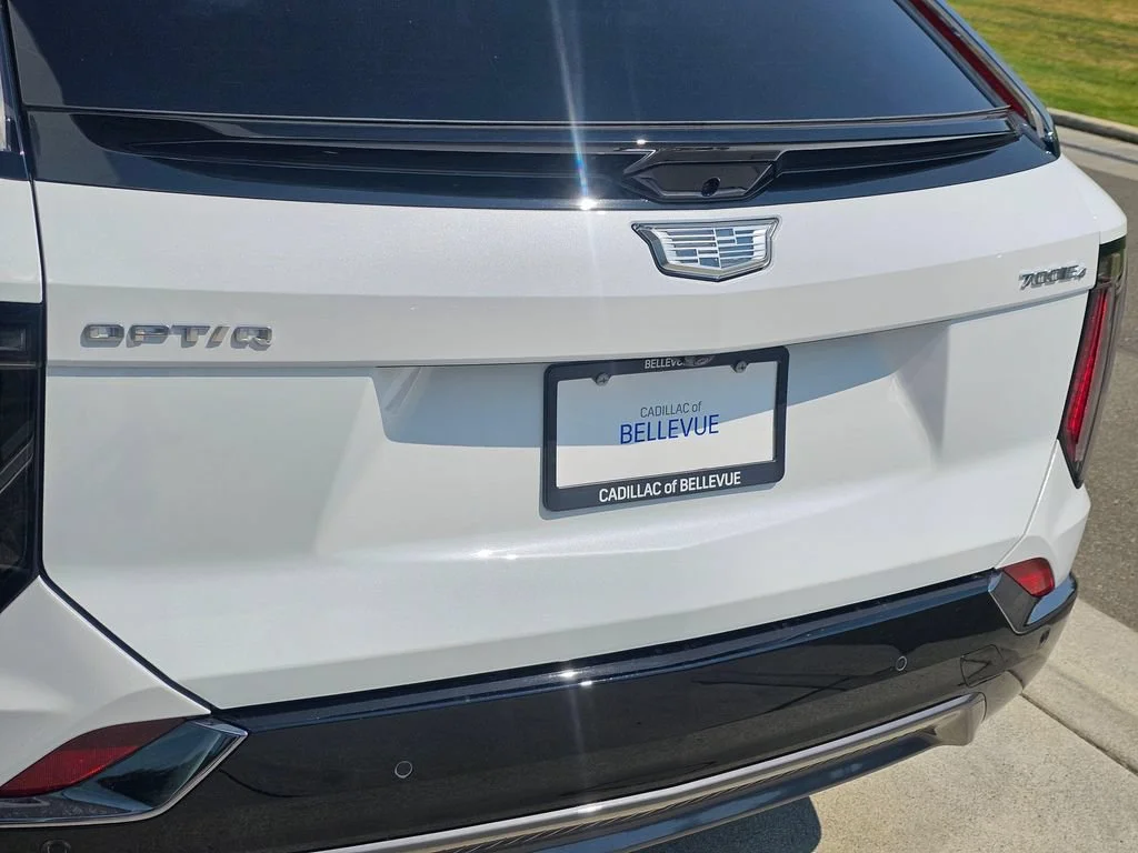 New 2026 Vibrant White Tricoat Cadillac Sport image 14