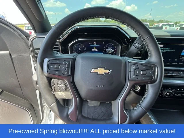 Used 2025 White Chevrolet High Country image 19