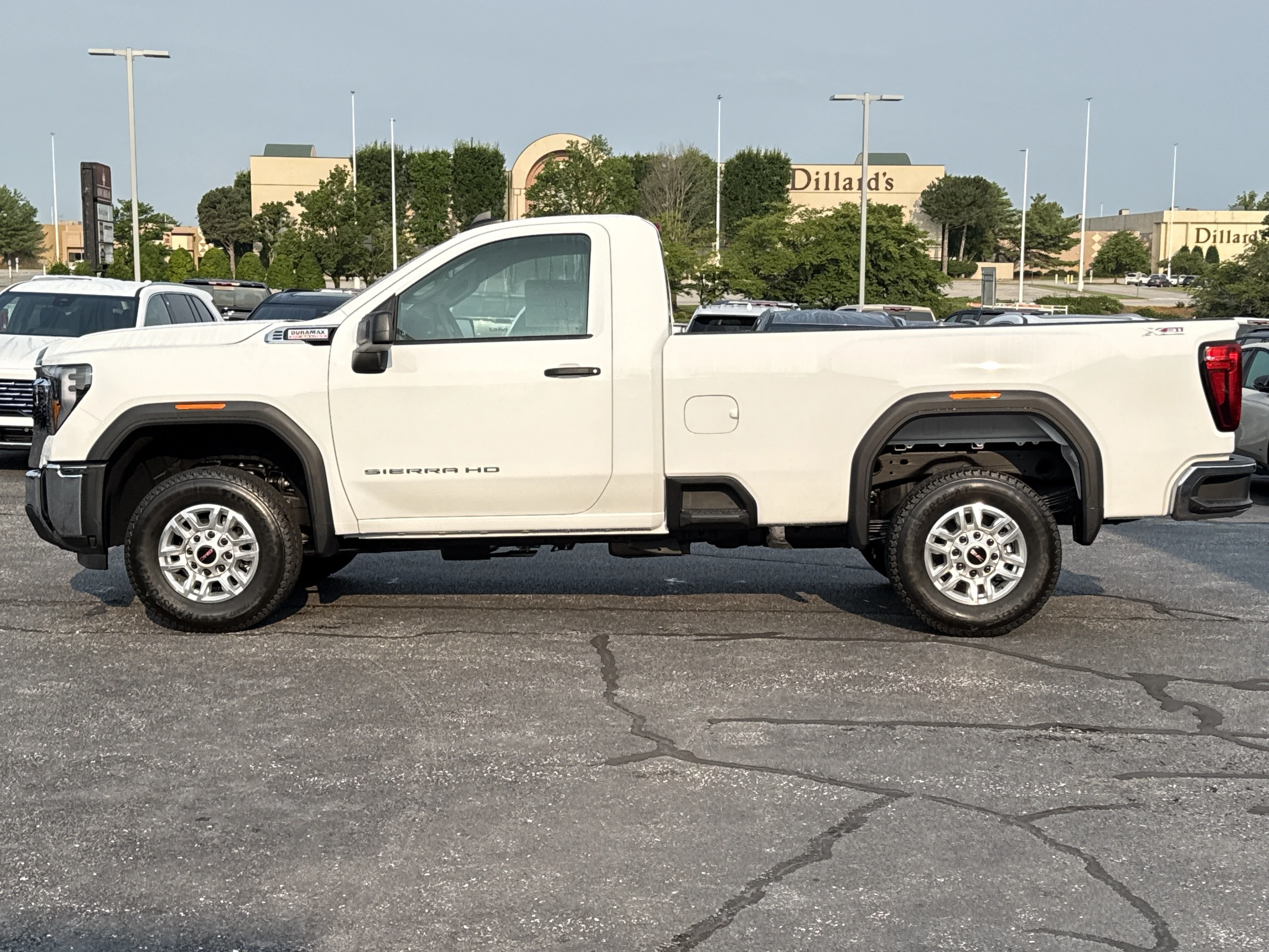 New 2026 Summit White GMC Pro 4WD image 10