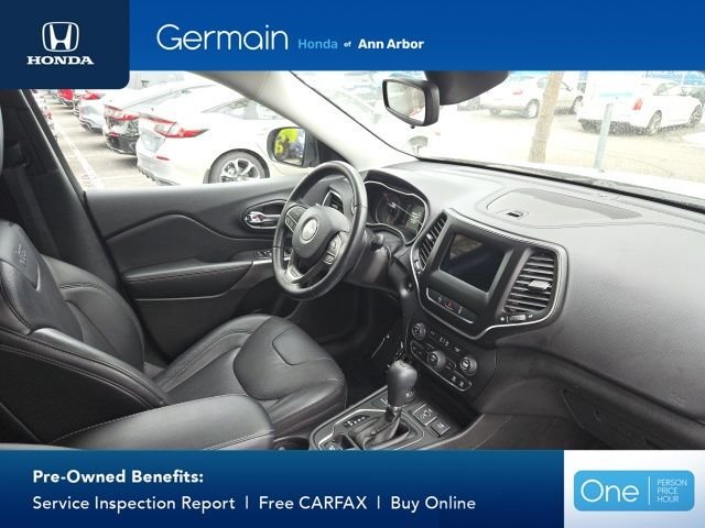 Used 2020 Billet Silver Metallic Jeep Latitude Plus image 39