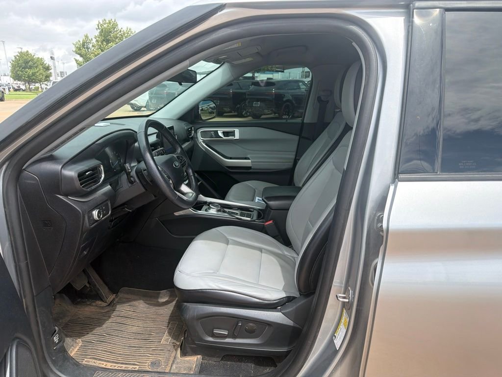 Used 2021 Silver Metallic Ford XLT image 6