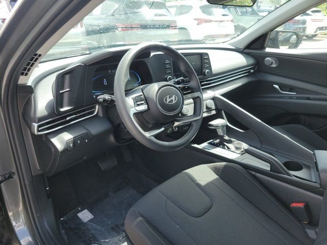 2026 Hyundai Elantra SE - Photo 15