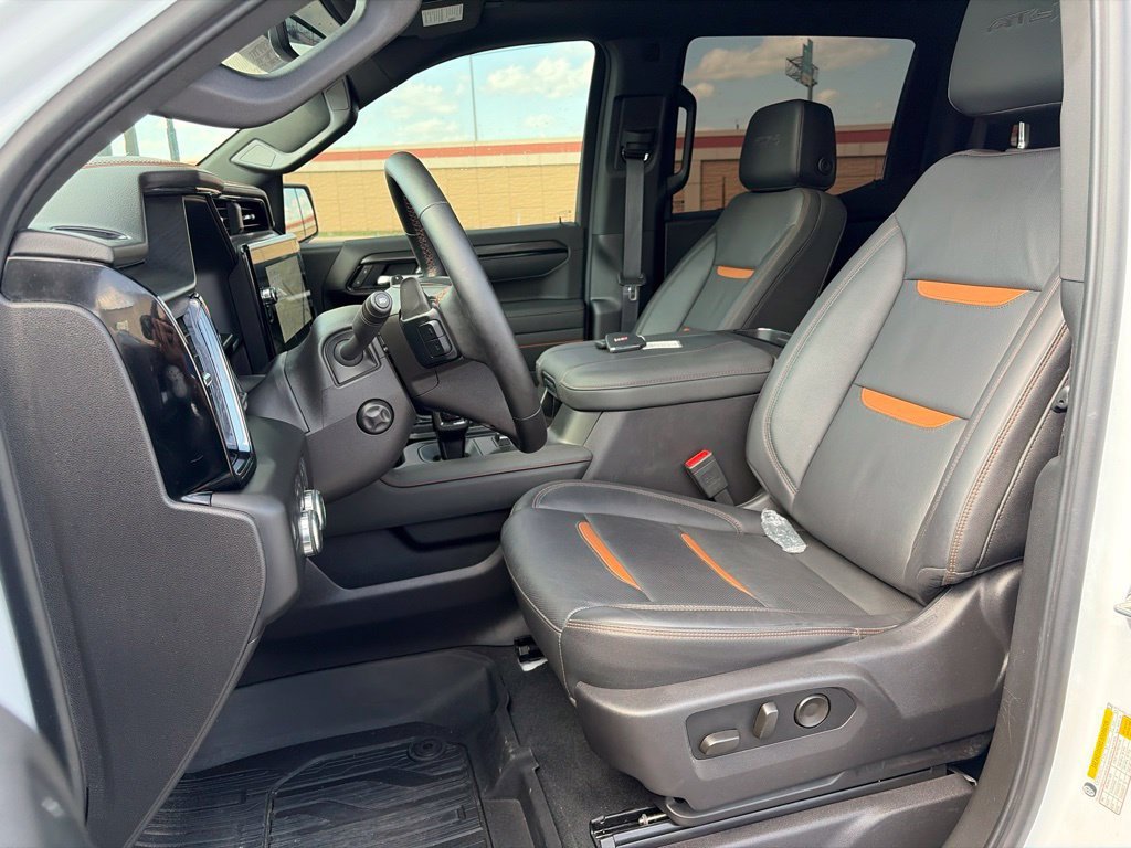 Used 2026 Summit White GMC AT4 image 17
