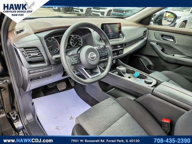 Used 2023 Black Nissan SV image 9