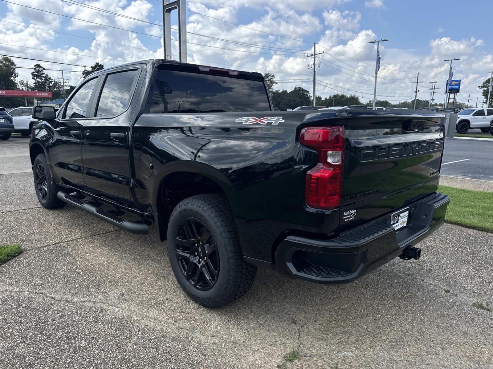 2026 Chevrolet Silverado 1500 Custom - Photo 4
