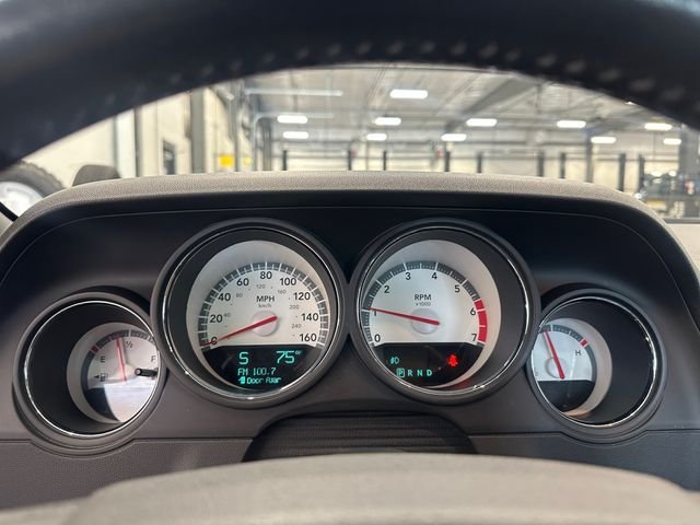 Used 2010 Red Dodge R/T image 23