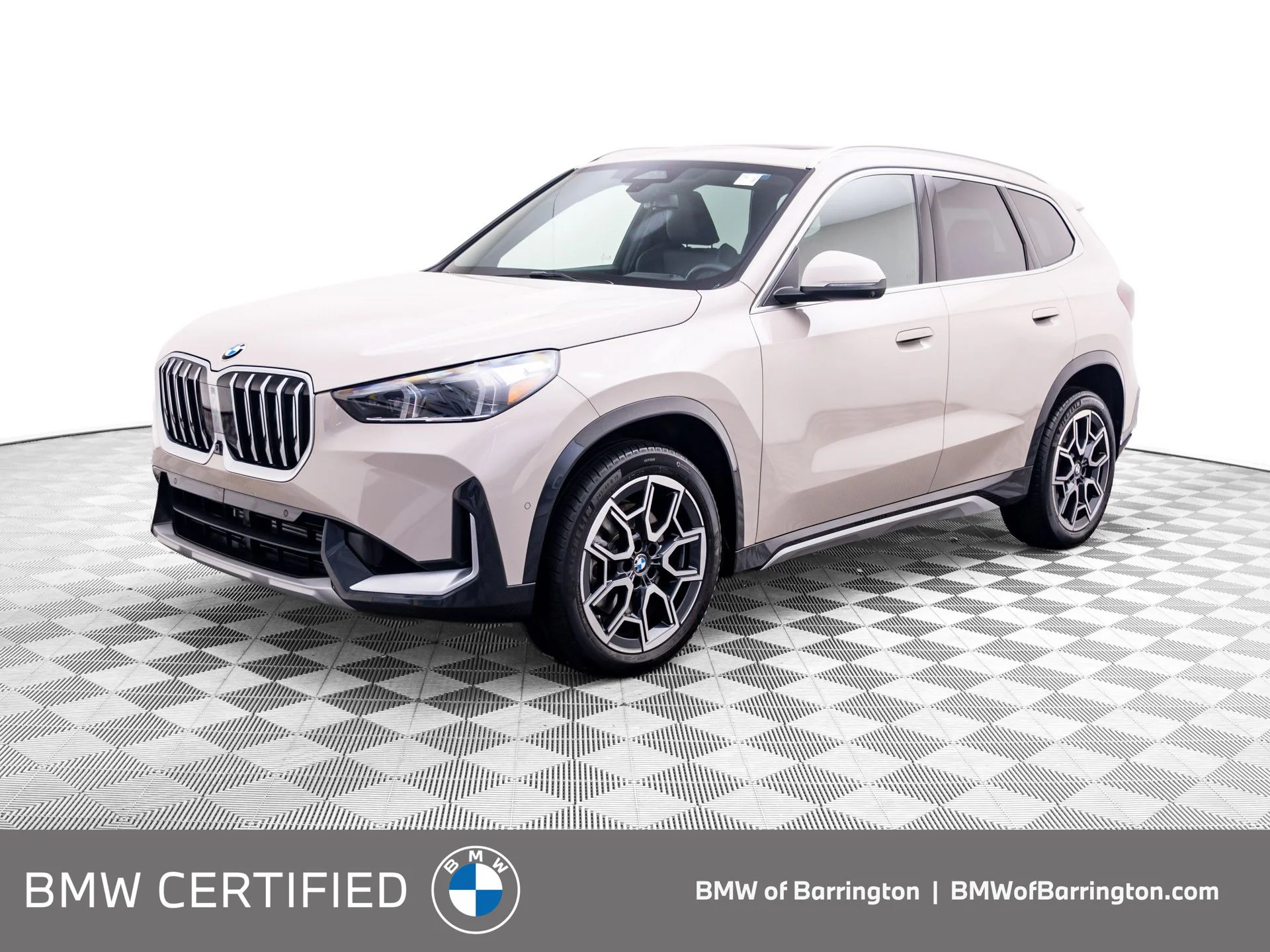 Certified Used 2026 Beige BMW xDrive28i image 1