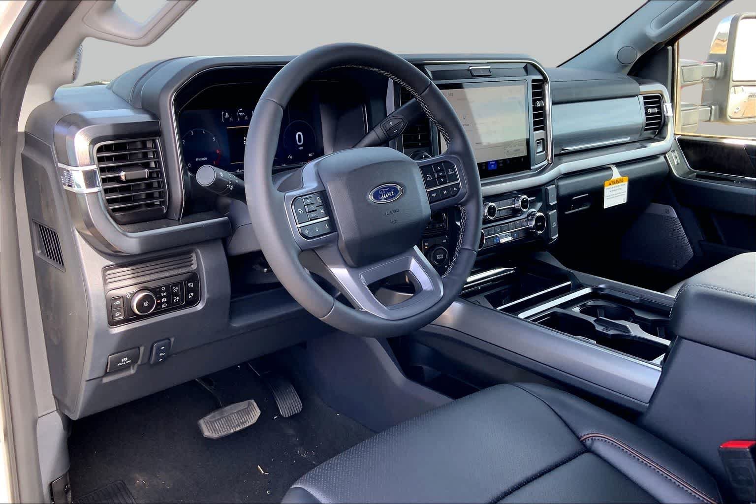 New 2026 Star White Metallic Tri-Coat Ford F-250® Lariat® image 8