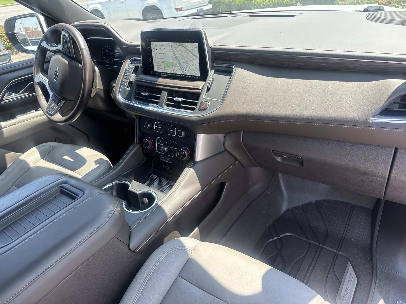 Used 2022 White Chevrolet Z71 image 64
