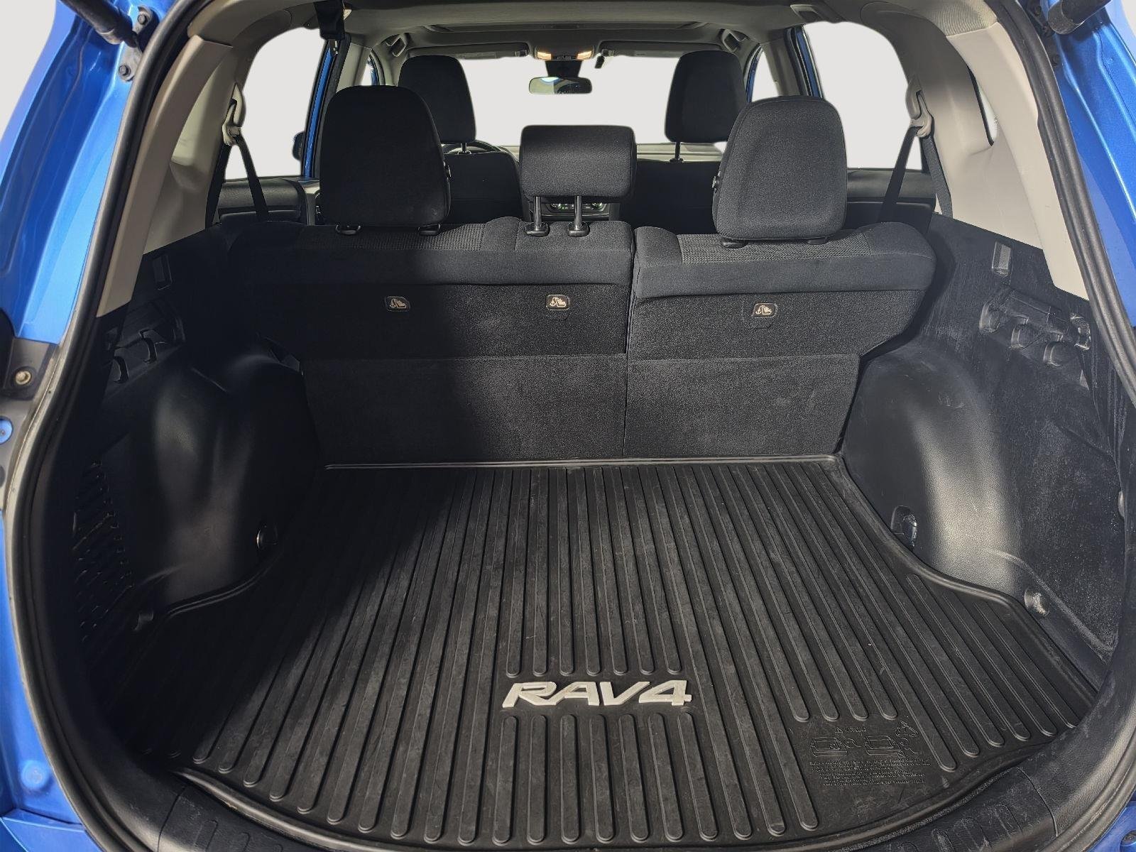 Used 2017 Electric Storm Blue Toyota XLE image 11