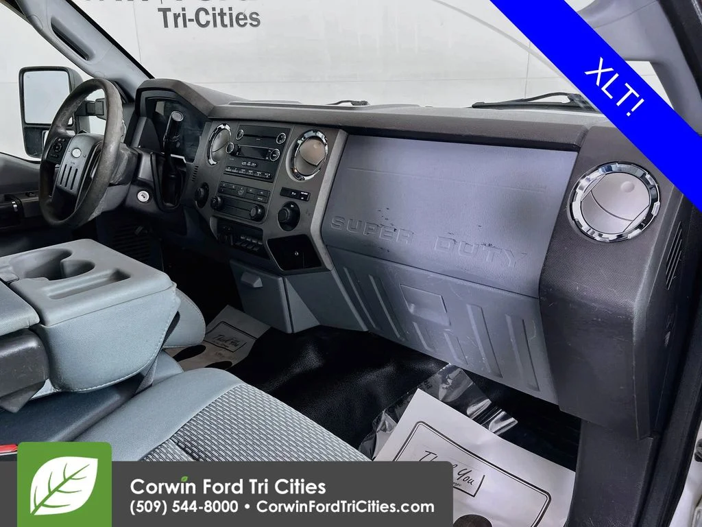Used 2012 Oxford White Ford XLT image 26