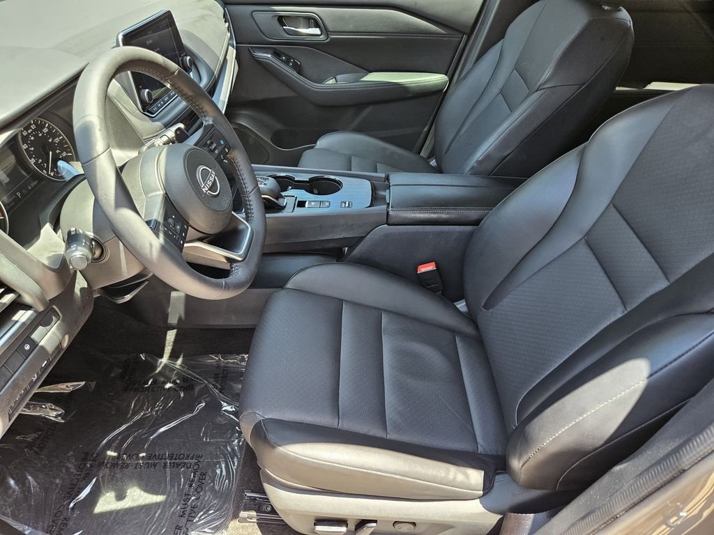 Certified Used 2024  Nissan SV image 13