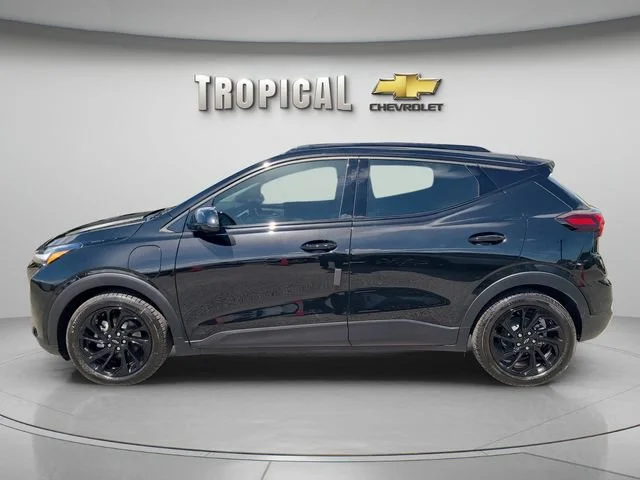 New 2027 Mosaic Black Metallic Chevrolet RS image 2