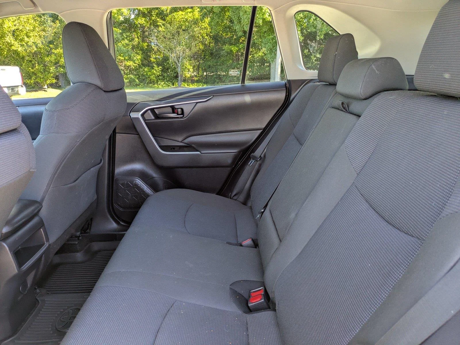 Used 2021 Magnetic Gray Metallic Toyota LE image 14