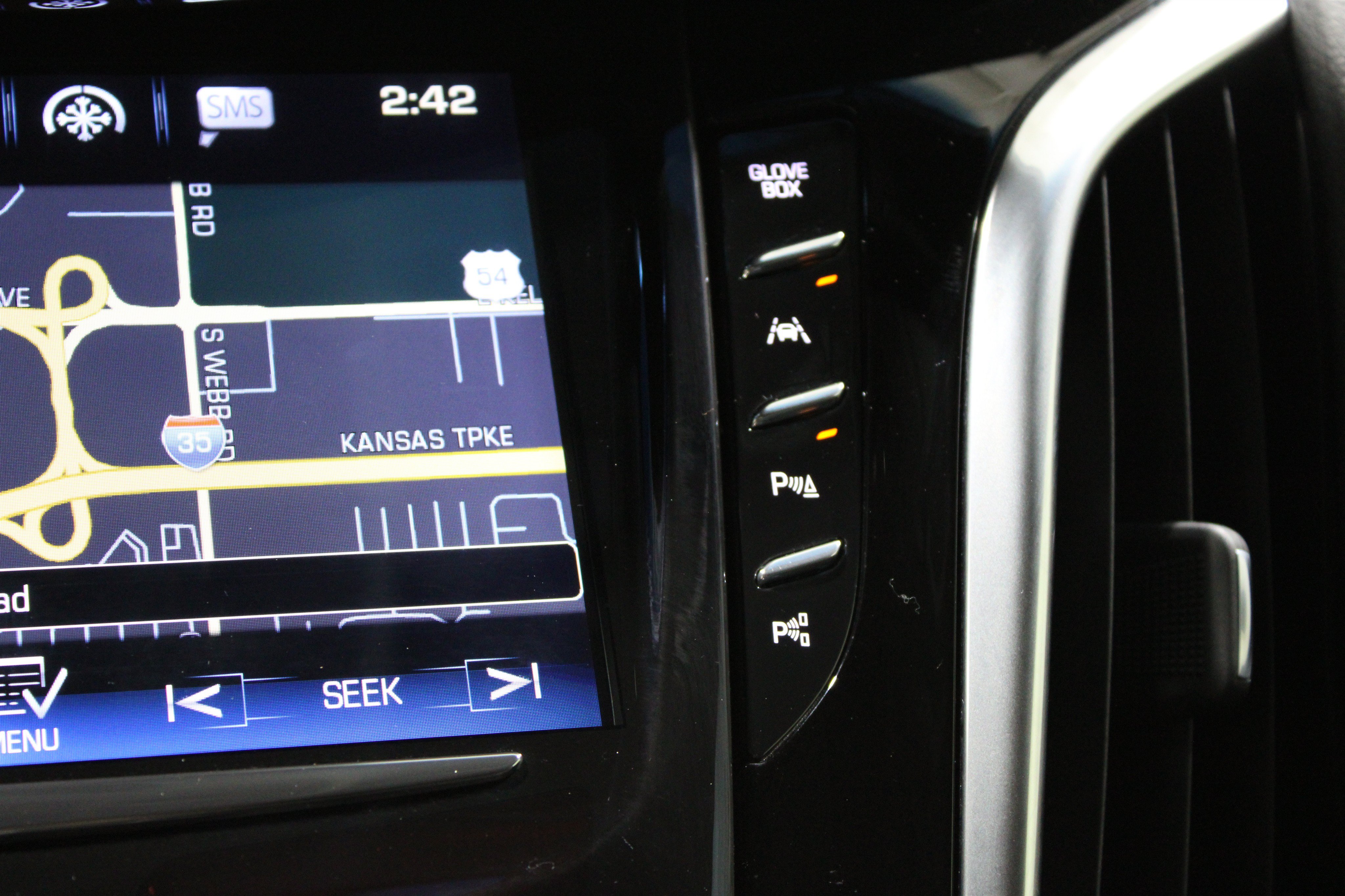 Used 2019 Black Raven Cadillac Luxury image 21