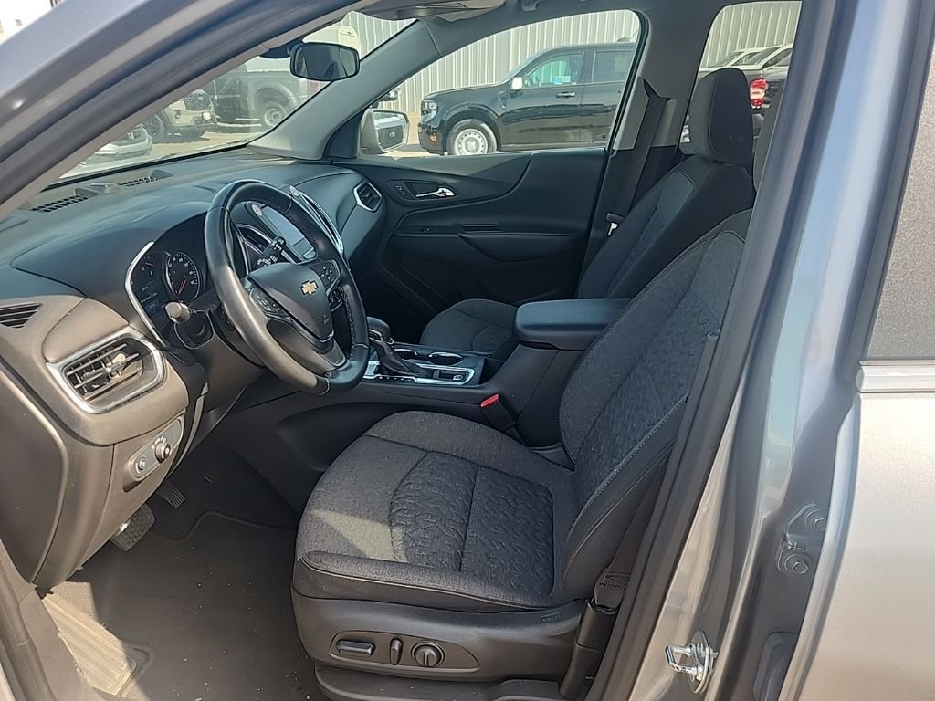 Used 2024 Gray Chevrolet LT image 19