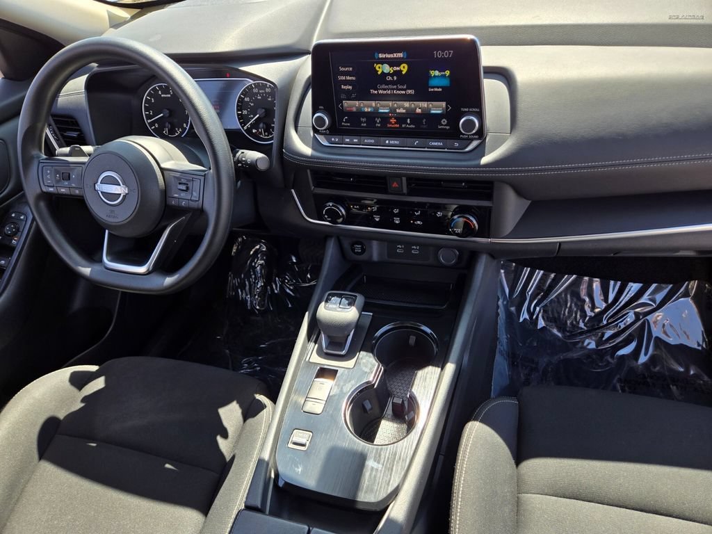 Used 2024 Glacier White Nissan S image 18