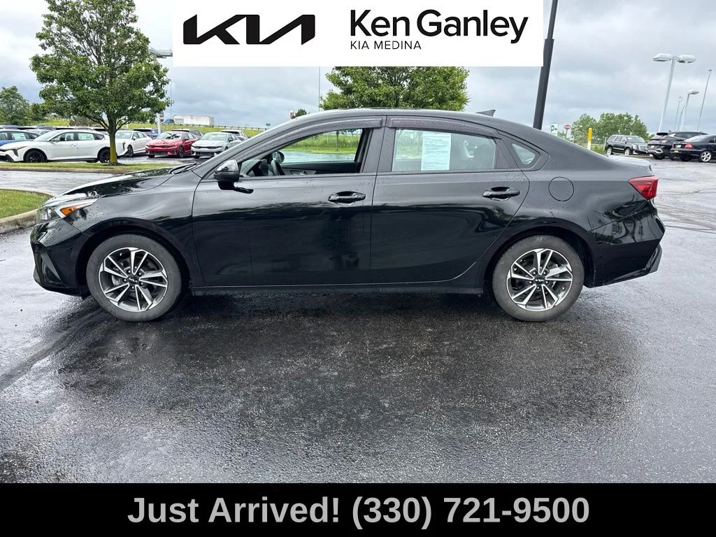 3KPF24AD4PE686395