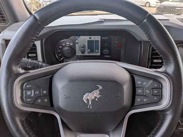 Used 2022 Orange Ford Badlands image 27