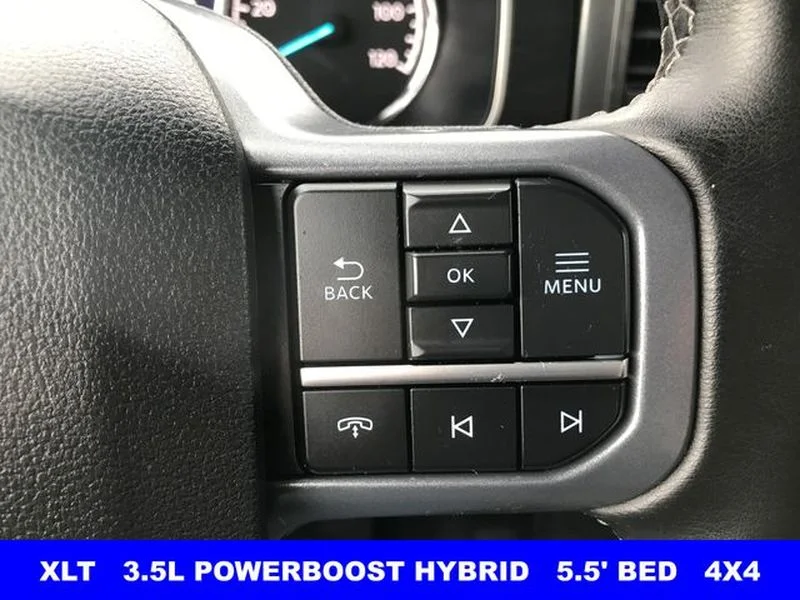 Certified Used 2023 Oxford White Ford XLT image 12