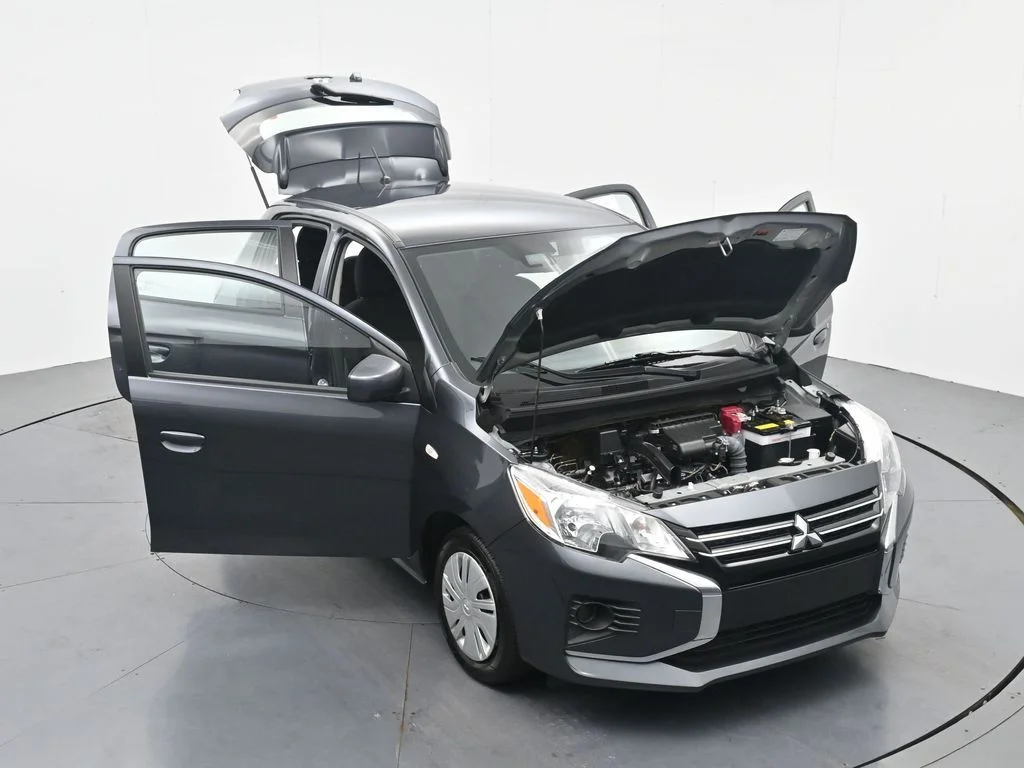 Used 2024  Mitsubishi ES image 38