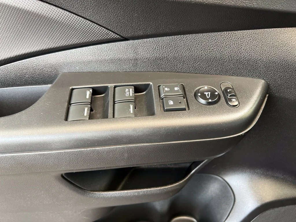 Used 2016 Gray Honda LX image 27