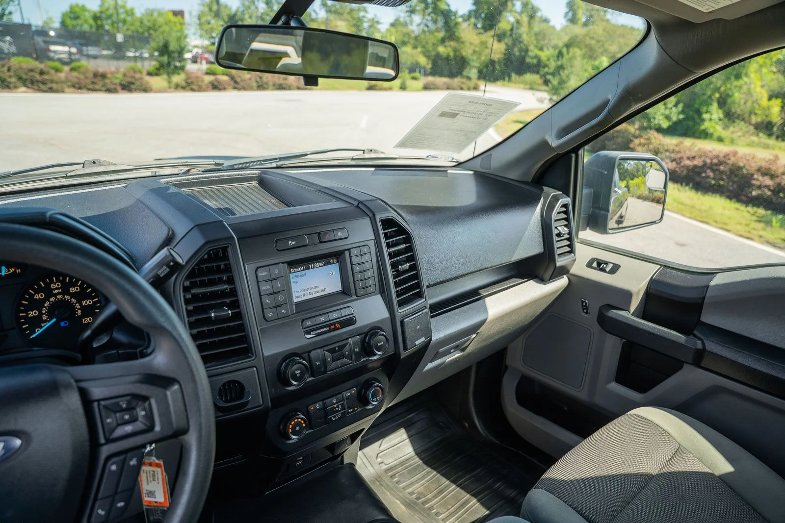 Used 2019 Gray Ford XL image 22