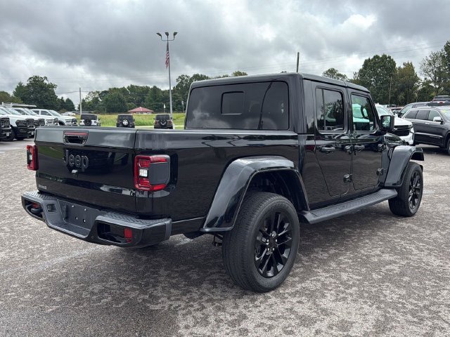 Used 2023 Black Jeep Overland image 20