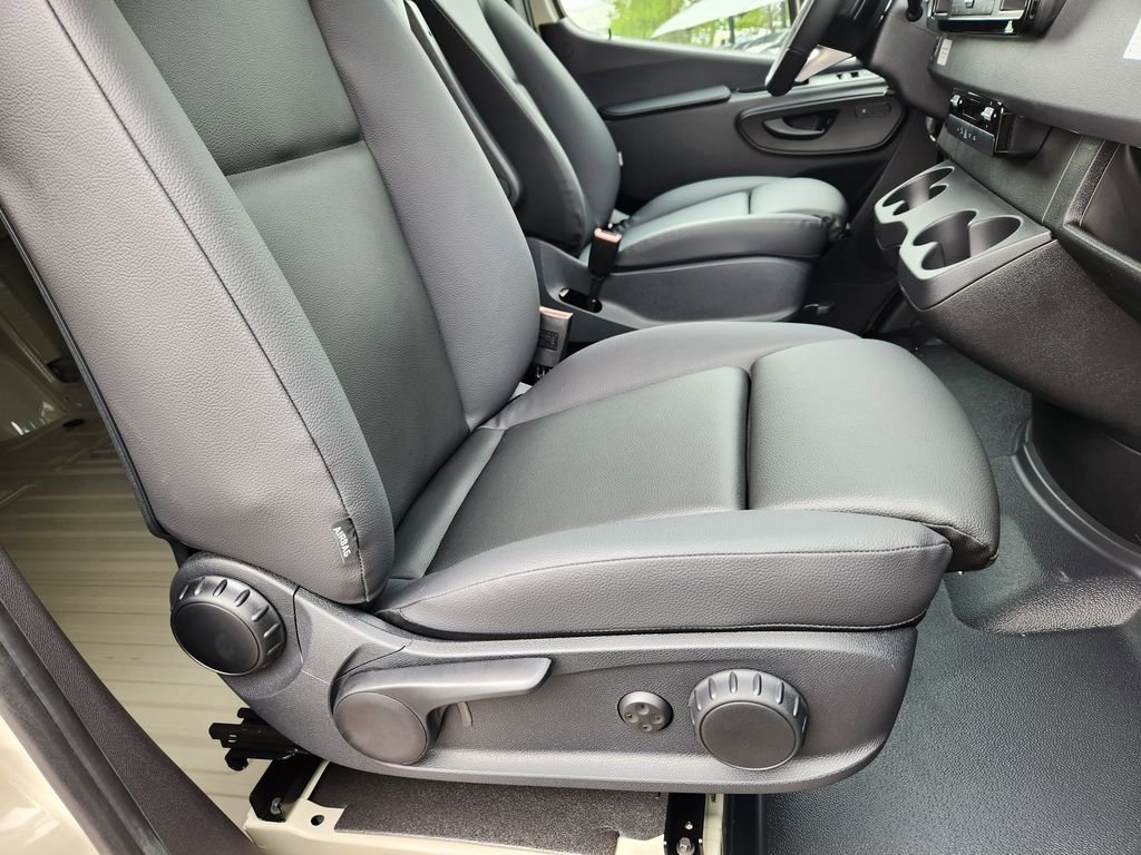 New 2026 Pebble Grey Mercedes-Benz CARGO image 16