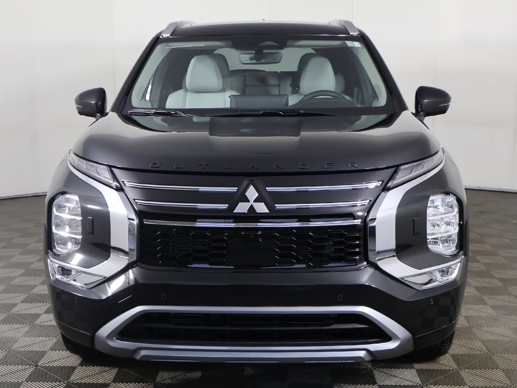 Used 2025 Black Mitsubishi SEL image 14