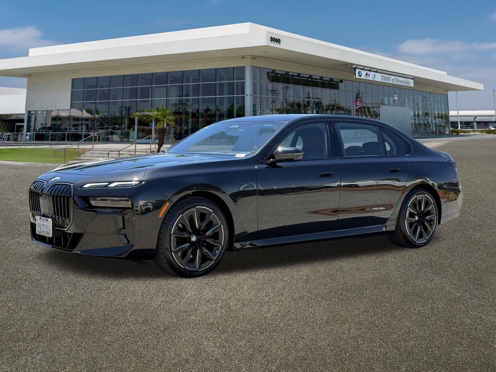 Used 2026 Black Sapphire Metallic BMW 740i image 5