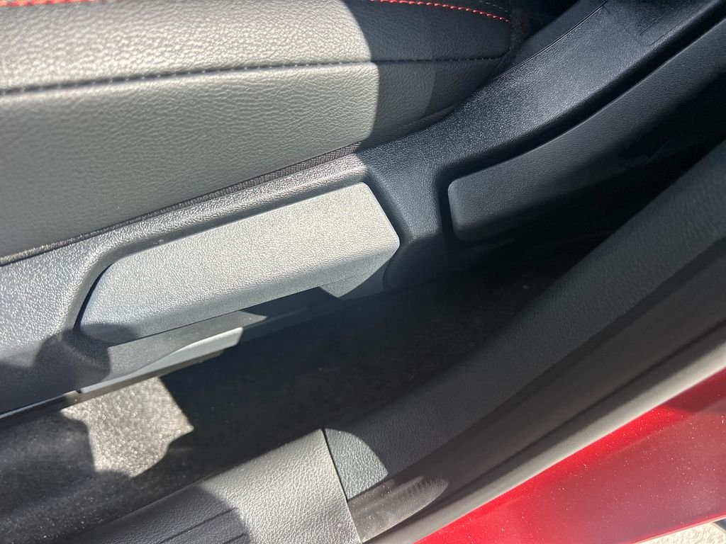 New 2026 Nissan Kicks SR 4D Sport Utility